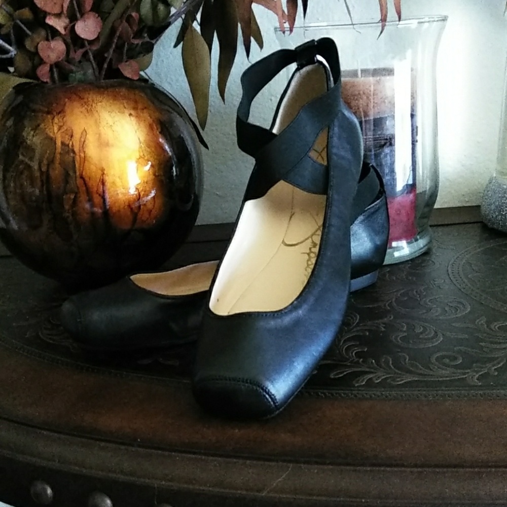 Jessica Simpson ballet flats